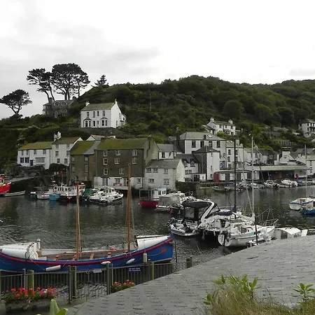 Gunnado * St Austell
