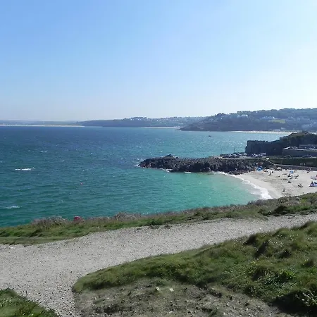 Gunnado * St Austell